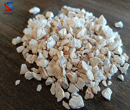 鋁礬土｜熟料｜高鋁｜細(xì)粉｜骨料｜鑄造用鋁礬土價(jià)格｜廠家｜現(xiàn)場(chǎng)圖